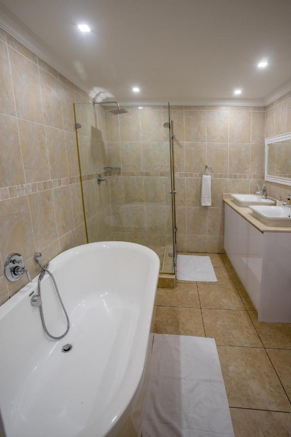 Stay At The Point - Peaceful Plentiful Penthouse Durban Esterno foto