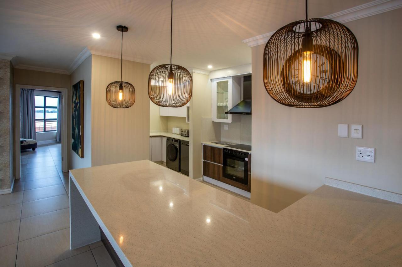 Stay At The Point - Peaceful Plentiful Penthouse Durban Esterno foto