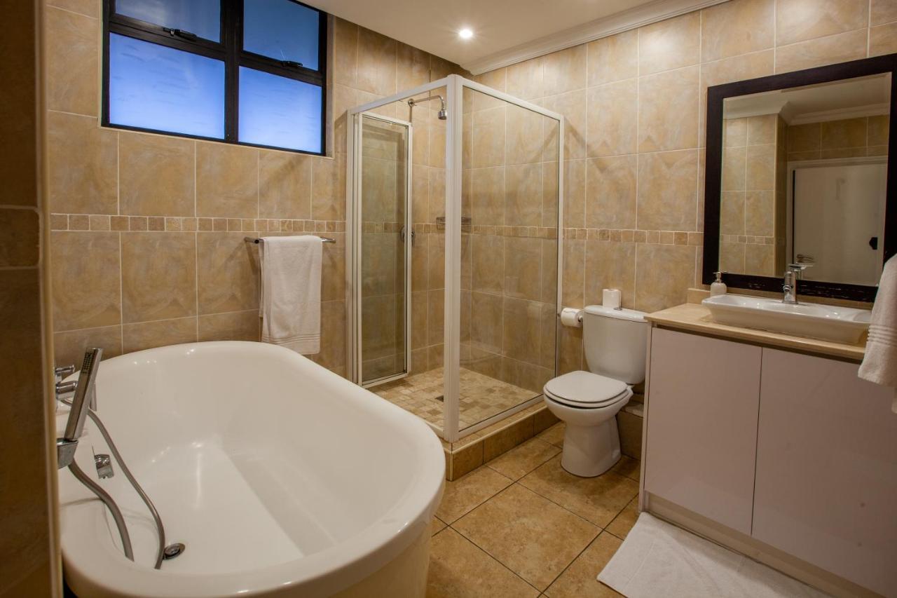 Stay At The Point - Peaceful Plentiful Penthouse Durban Esterno foto